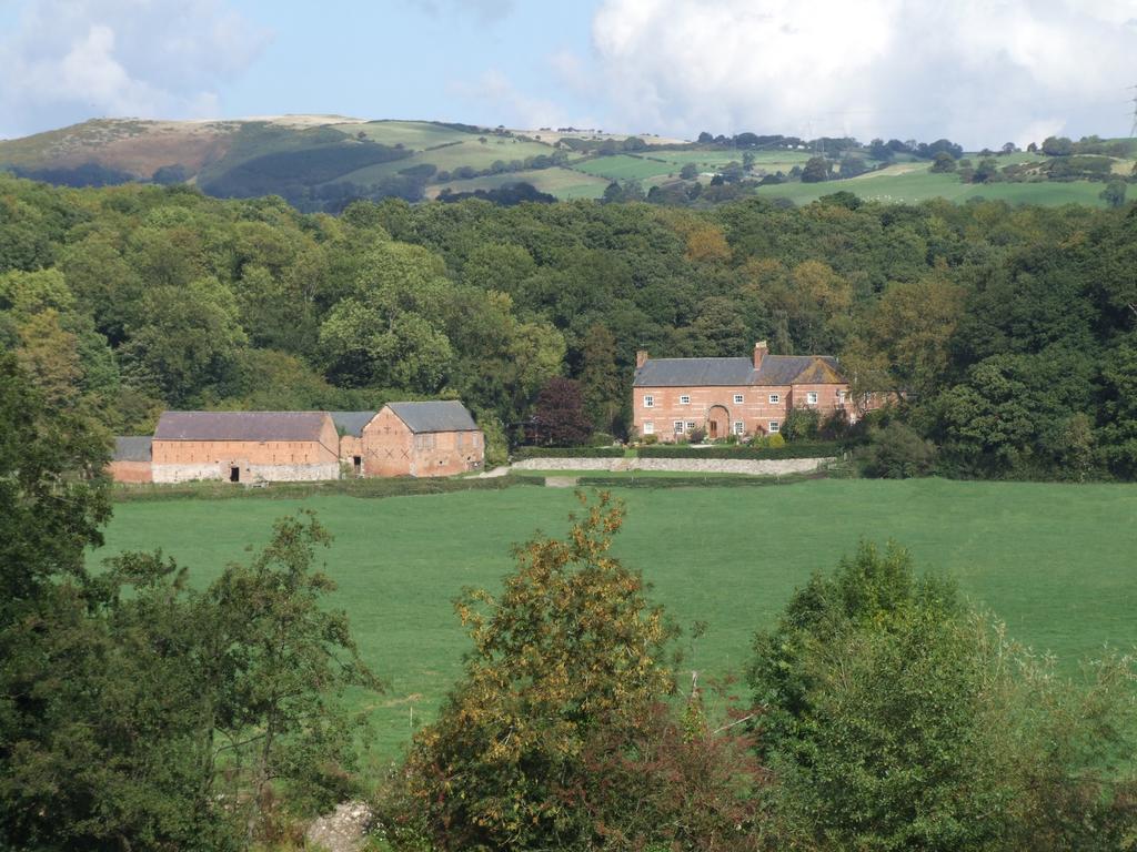 Bach Y Graig Hotel St. Asaph Eksteriør billede